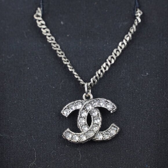 Chanel Necklace - Picture 5 of 13
